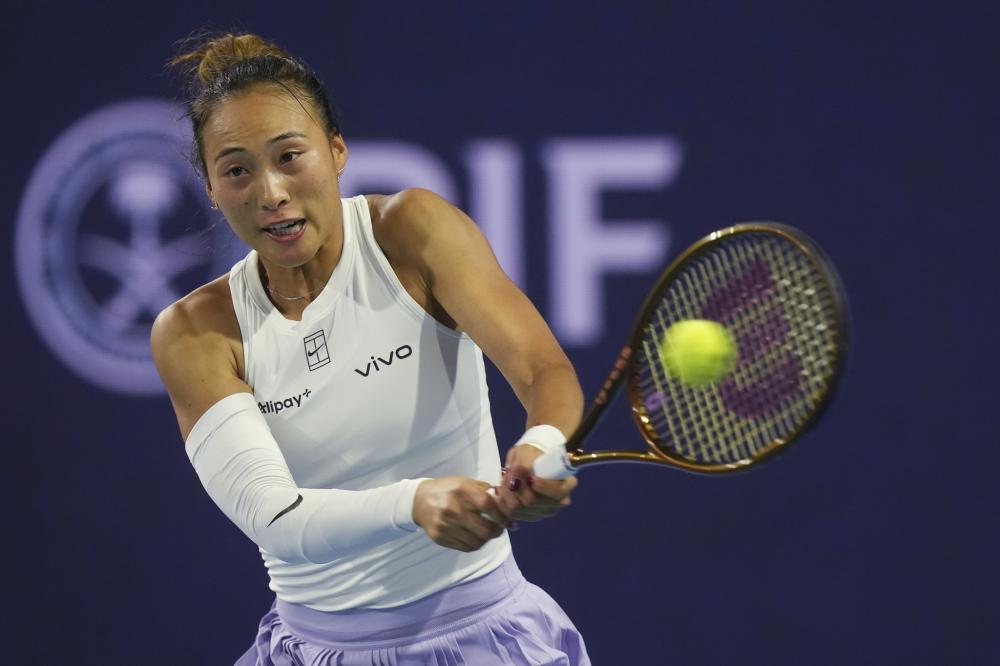 足球世界杯预选赛爆大冷，排名前五的强队遭淘汰